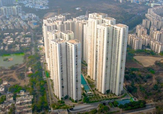 Lodha Bellezza residential towers